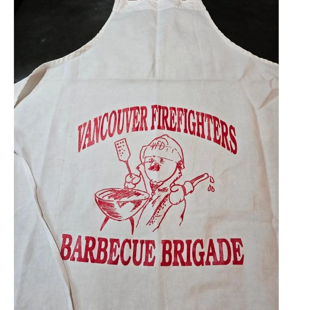 Vancouver Firefighters Barbecue Brigade Apron OS White Red Excellent Graphic BBQ